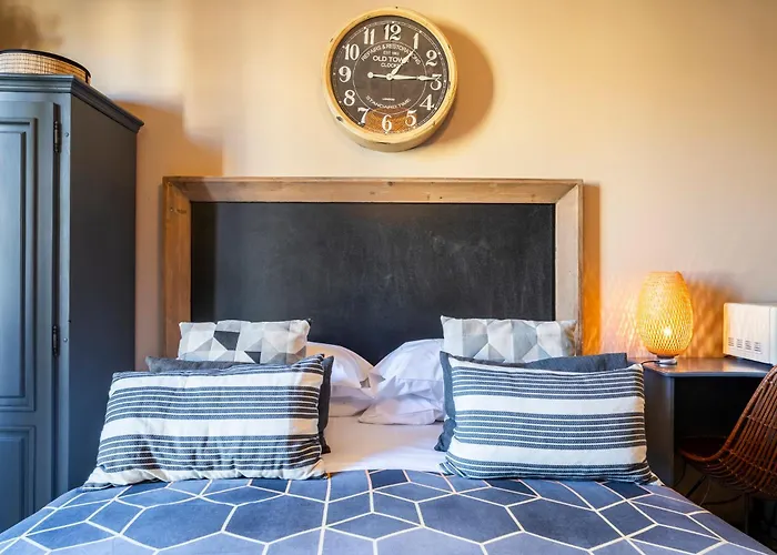 Bobotel Rooms In City Center Firenze
